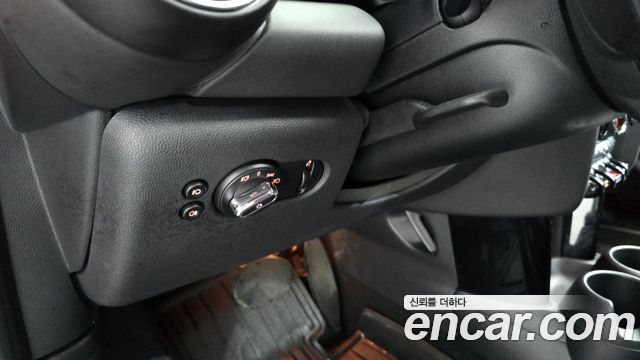 Mini Cooper 2020 — photo 19