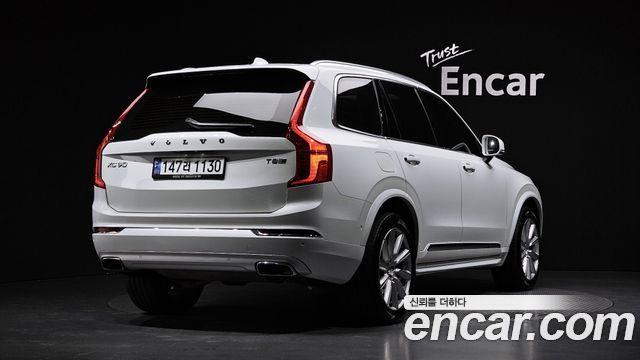 Volvo XC90 2019 — photo 2