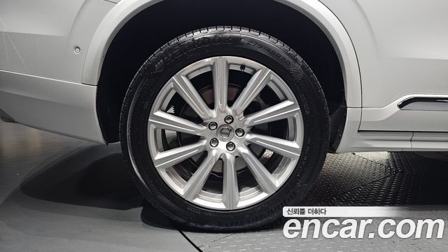 Volvo XC90 2019 — photo 5