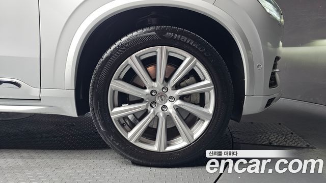 Volvo XC90 2019 — photo 7