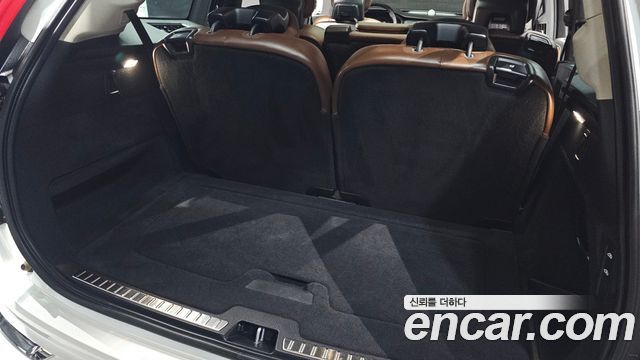 Volvo XC90 2019 — photo 29