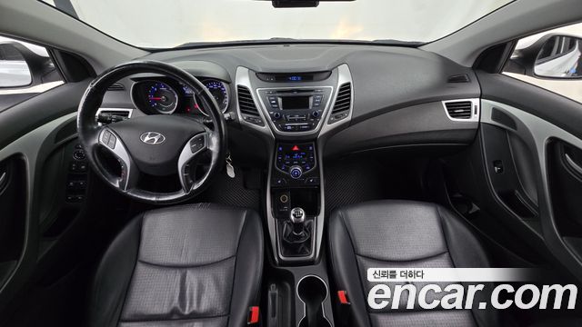 Hyundai AVANTE 2016 — photo 7