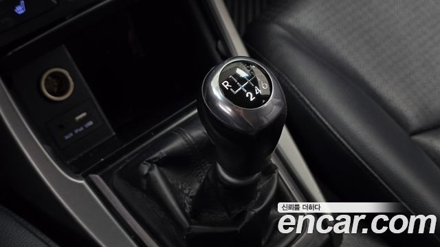 Hyundai AVANTE 2016 — photo 9