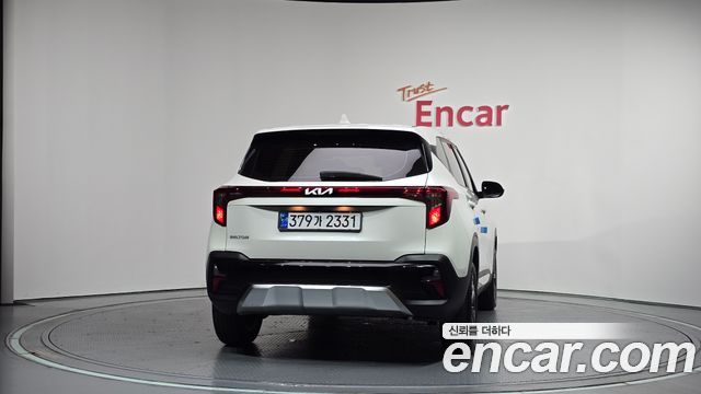 Kia Seltos 2023 — photo 4