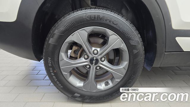 Kia Seltos 2023 — photo 5