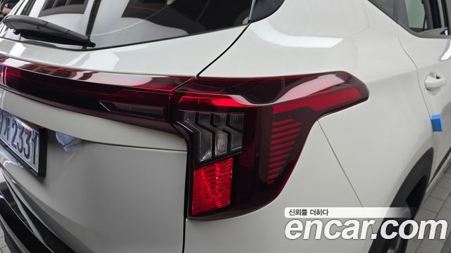 Kia Seltos 2023 — photo 9