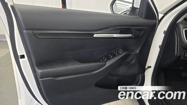 Kia Seltos 2023 — photo 14