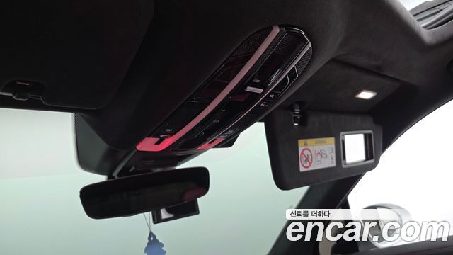 Porsche Cayenne 2023 — photo 28