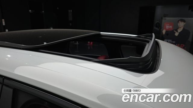 Porsche Cayenne 2023 — photo 39