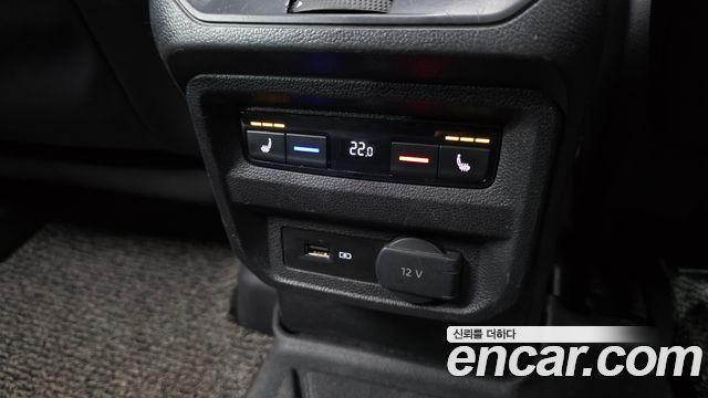 Volkswagen Tiguan 2020 — photo 34