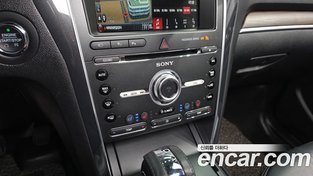 Ford Explorer 2018 — photo 22
