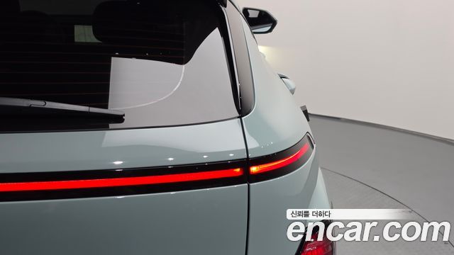 Hyundai Kona 2025 — photo 9