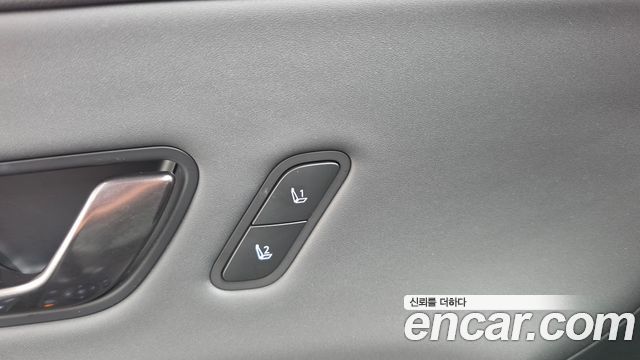 Hyundai Kona 2025 — photo 30