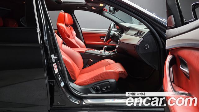 BMW M5 2016 — photo 12