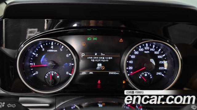 Kia Canival 2023 — photo 8