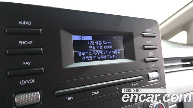 Hyundai Staria 2025 — photo 21