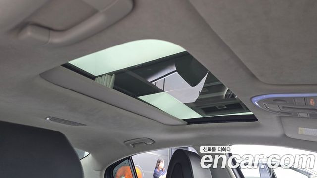 Genesis G70 2019 — photo 23