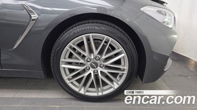 Genesis G70 2019 — photo 7