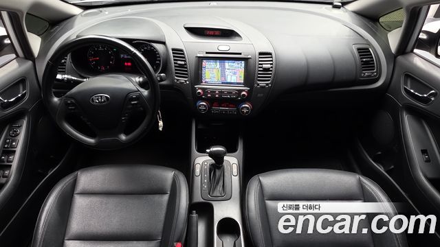 Kia K3 2013 — photo 7