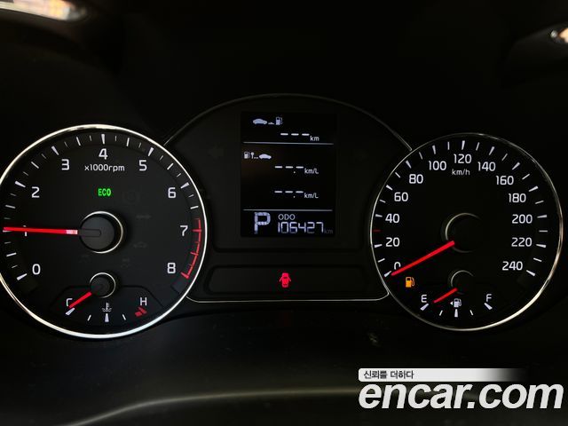 Kia K3 2013 — photo 8
