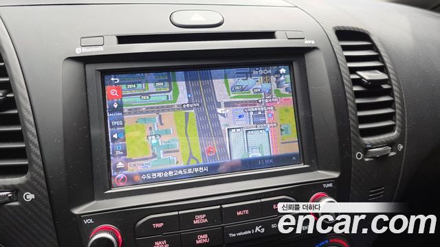 Kia K3 2013 — photo 15