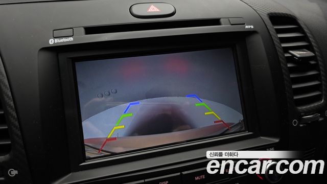 Kia K3 2013 — photo 16