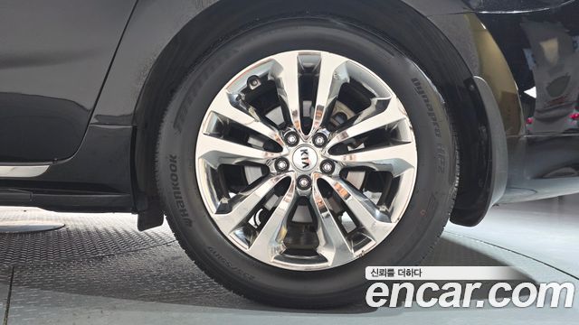 Kia Canival 2018 — photo 7