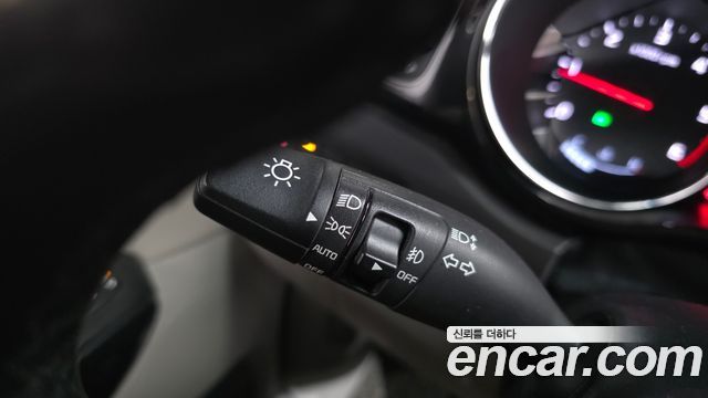 Kia Canival 2018 — photo 35
