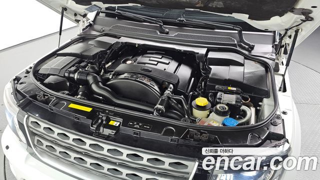 Land Rover Discovery 2016 — photo 6