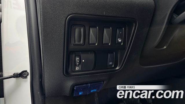 Renault Korea QM6 2021 — photo 24