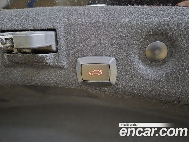 Renault Korea SM6 2019 — photo 21