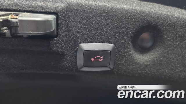 Renault Korea SM6 2019 — photo 34