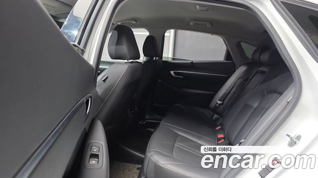 Hyundai Sonata 2020 — photo 12
