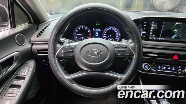 Hyundai Sonata 2020 — photo 13