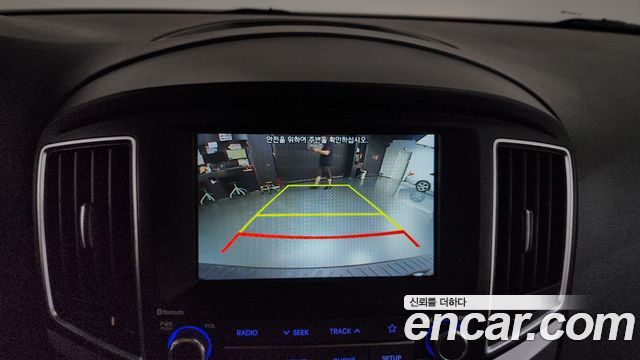 Hyundai Starex 2021 — photo 15