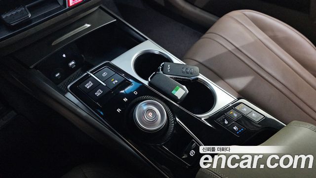 Kia K8 2023 — photo 12