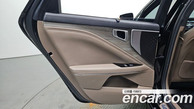 Kia K8 2023 — photo 15