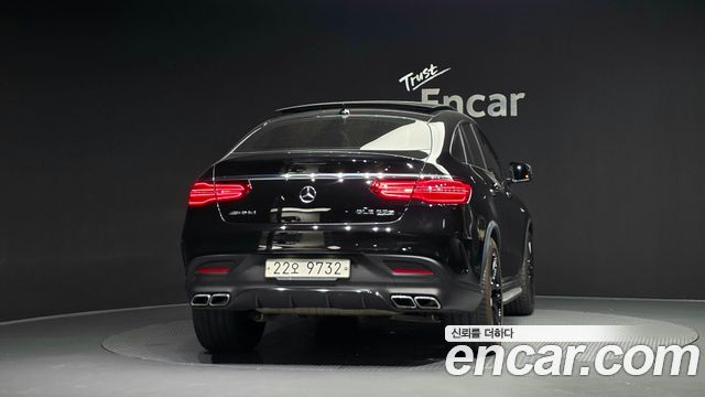 Mercedes-Benz GLE-Class 2017 — photo 4