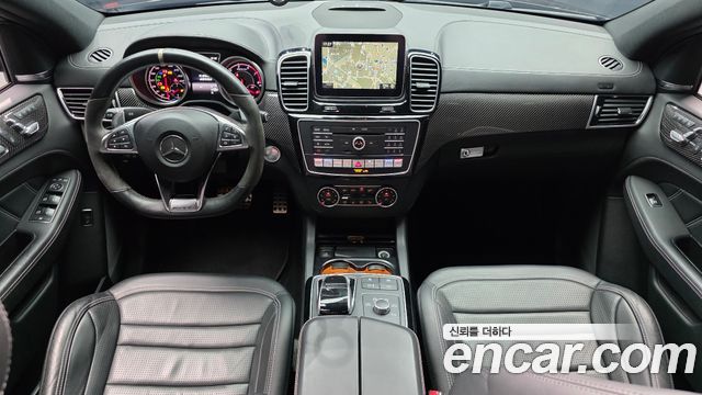 Mercedes-Benz GLE-Class 2017 — photo 10