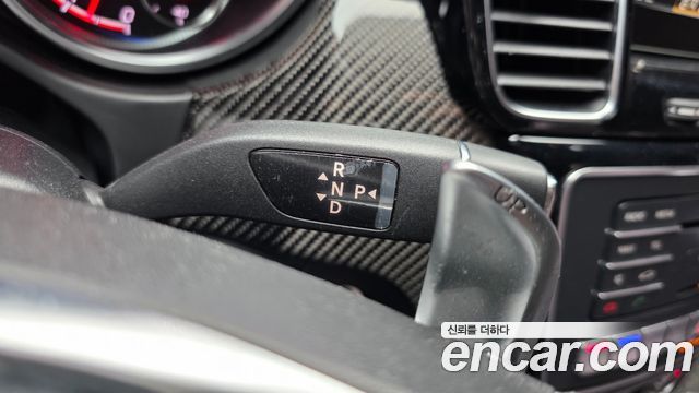 Mercedes-Benz GLE-Class 2017 — photo 12