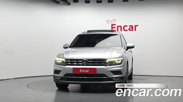 Volkswagen Tiguan 2018 — photo 3