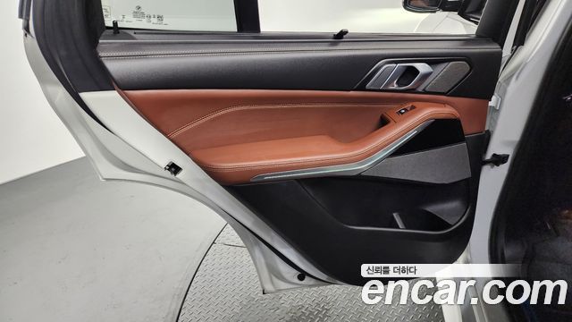 BMW X5 2025 — photo 15