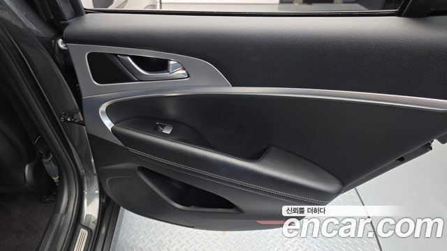 Genesis G70 2021 — photo 15