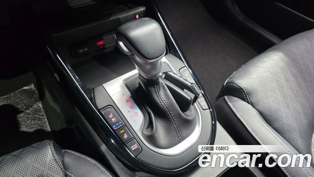 Kia K3 2022 — photo 12