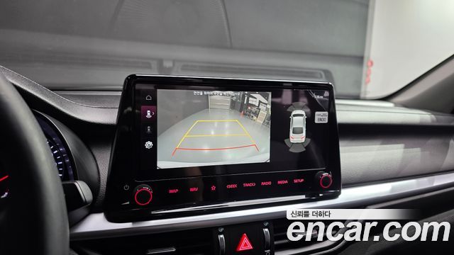 Kia K3 2022 — photo 21