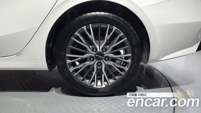 Kia K3 2022 — photo 7