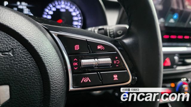 Kia K3 2022 — photo 30
