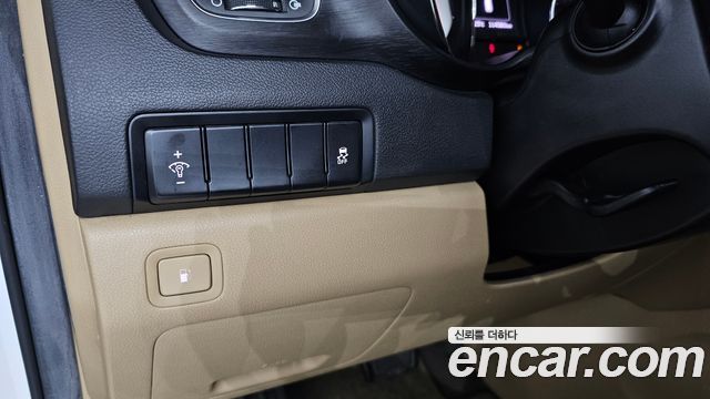 Kia Canival 2018 — photo 20
