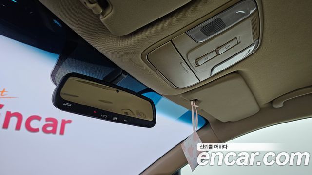 Kia Canival 2018 — photo 21
