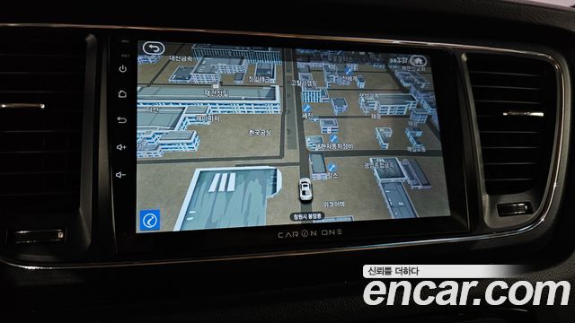 Kia Canival 2018 — photo 22